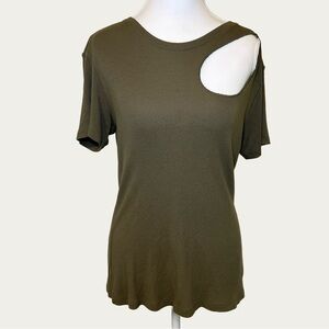 Rock‎ & Republic Women’s Olive Cut-Out Short Sleeve Tee Size Medium